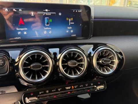 Mercedes-Benz Clase A  250 e Compacto con tecnología híbrida