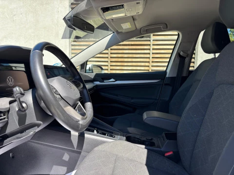 Volkswagen Golf LIFE ETSI 1.0 MHEV 110CV DSG 5P