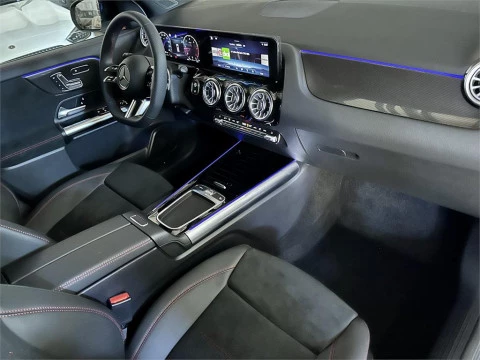 Mercedes-Benz GLA 200 D