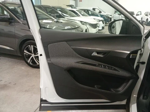 Peugeot 3008 1.5 BlueHDi 96kW Active Pack EAT8