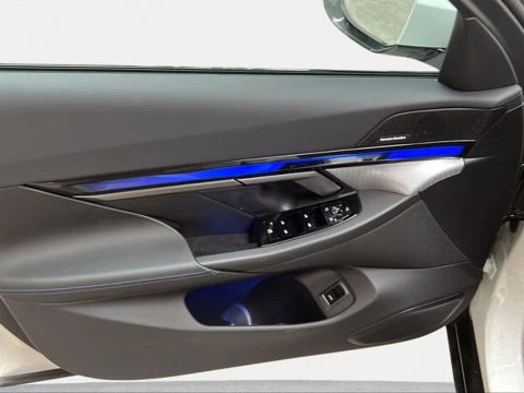 BMW i5 eDrive40