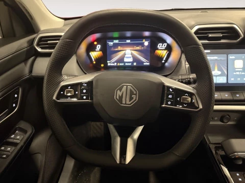 MG ZS Hybrid+ Luxury