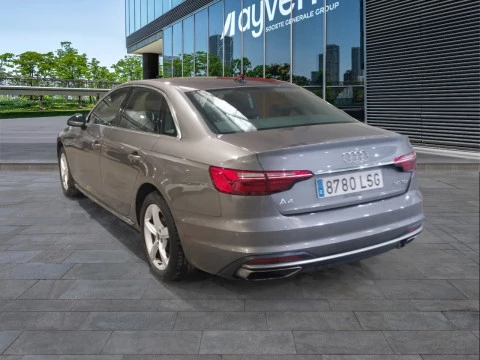 Audi A4 Advanced 30 TDI 100kW (136CV) S tronic