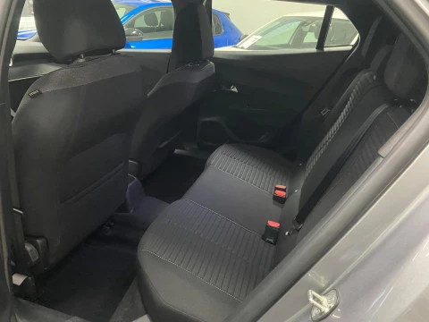 Peugeot 2008 Active Puretech 100 S&S 6 Vel. MAN