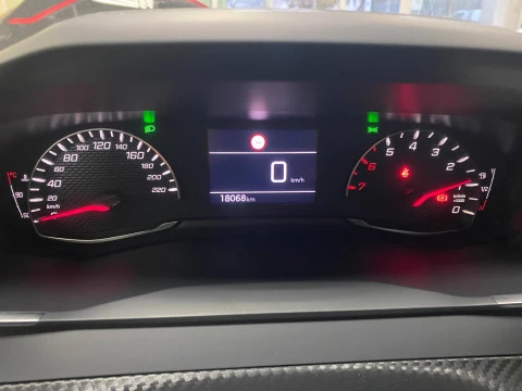 Peugeot 2008 Active Puretech 100 S&S 6 Vel. MAN