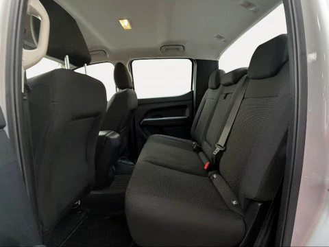 Volkswagen Amarok 	Volkswagen Amarok Cabina doble V4 2.0 TDI 125kW 6M