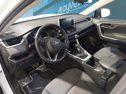Toyota Rav4 2.5l 220H Business 4WD