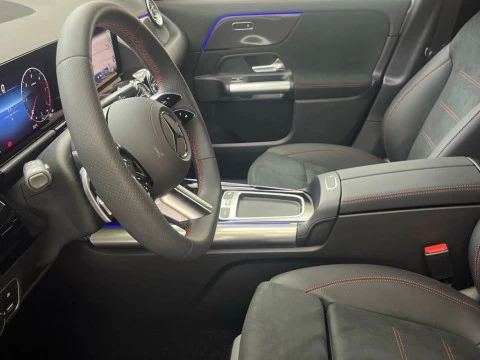 Mercedes-Benz GLA 200 D