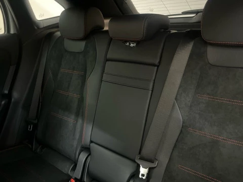 Mercedes-Benz GLA 200 D