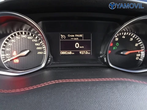 Peugeot 308 GTi 270 200 kW (270 CV)
