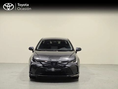 Toyota Corolla Sedán 140H Style