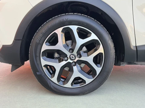 Renault Captur Zen TCe 66 kW (90 CV)