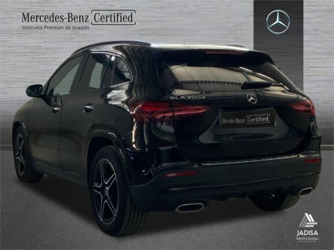 Mercedes-Benz GLA 200 D