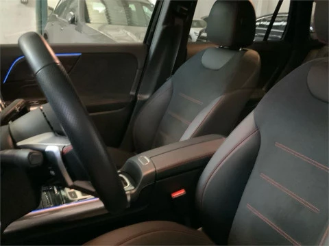 Mercedes-Benz GLA 200 D