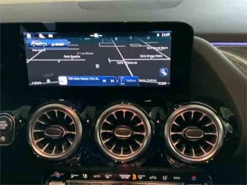 Mercedes-Benz GLA 200 D