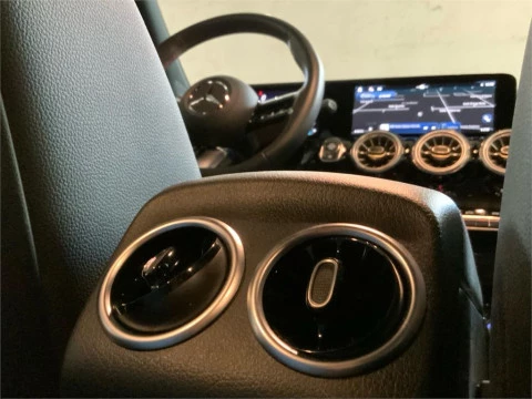 Mercedes-Benz GLA 200 D