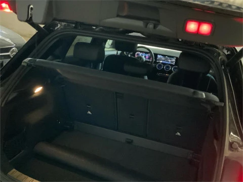 Mercedes-Benz GLA 200 D