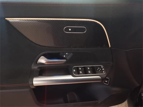 Mercedes-Benz GLA 200 D