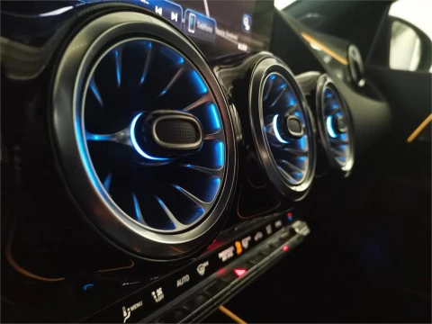 Mercedes-Benz GLA 200 D