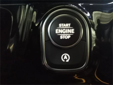 Mercedes-Benz GLA 200 D