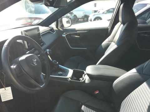 Toyota Rav4 2.5l 220H Style 4WD