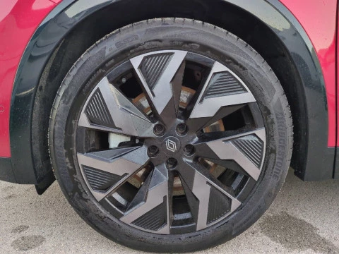 Renault Rafale Esprit Alpine E-Tech full hybrid 147kW