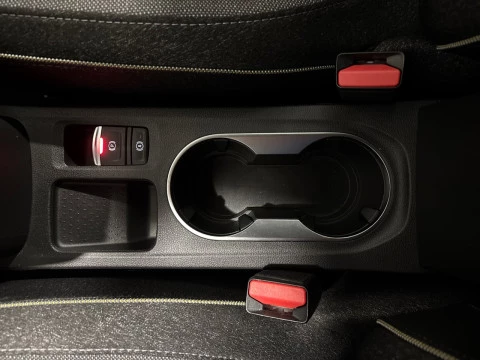Renault Captur techno Eco-G 100cv (74 kW)