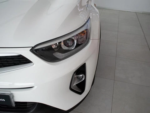 Kia Stonic 1.0 T-GDI MHEV IMT 74KW CONCEPT 5P