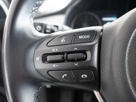 Kia Stonic 1.0 T-GDI MHEV IMT 74KW CONCEPT 5P