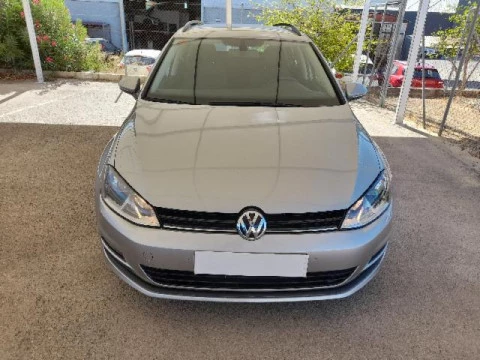 Volkswagen Golf Sportsvan Business & Navi 1.6 TDI 110CV BMT Volkswagen Golf Sportsvan Business & Navi 1.6 TDI 110CV BMT
