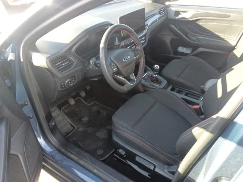 Ford Focus 1.0 Ecoboost MHEV 92kW ST-Line X