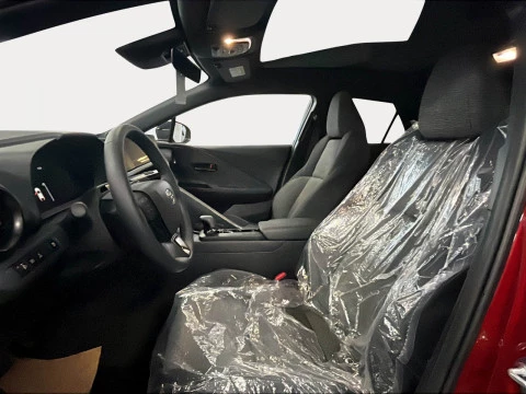 Toyota C-HR Advance Plug-in Hybrid 220