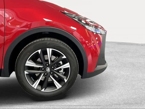 Toyota C-HR Advance Plug-in Hybrid 220