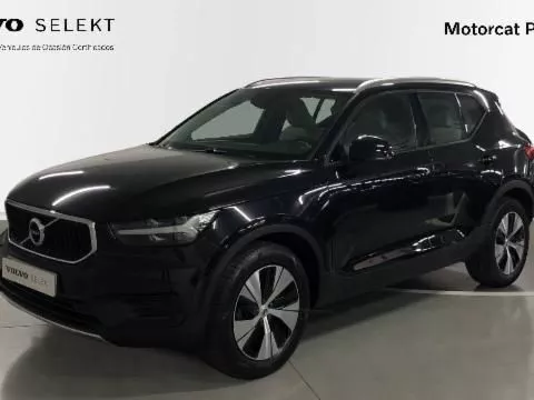 Volvo XC40 XC40 T3 Momentum Manual