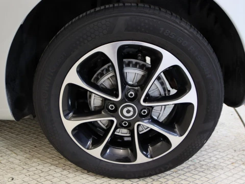 Smart FORFOUR (+)1.0 52 KW S/S PASSION 5P