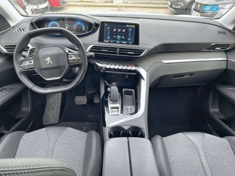 Peugeot 3008 Hybrid 300 e-EAT8 GT
