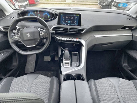 Peugeot 3008 Hybrid 300 e-EAT8 GT