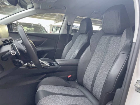 Peugeot 3008 Hybrid 300 e-EAT8 GT