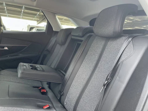 Peugeot 3008 Hybrid 300 e-EAT8 GT