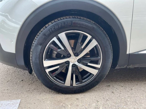 Peugeot 3008 Hybrid 300 e-EAT8 GT