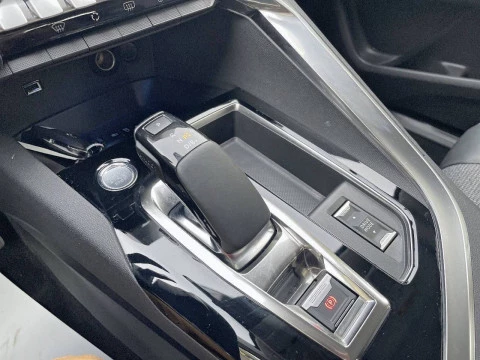 Peugeot 3008 Hybrid 300 e-EAT8 GT