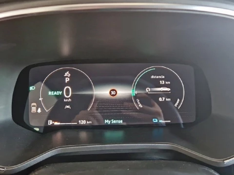 Renault Clio Techno full hybrid E-Tech 145 (103Kw)