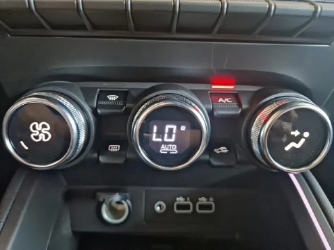 Renault Clio Techno full hybrid E-Tech 145 (103Kw)