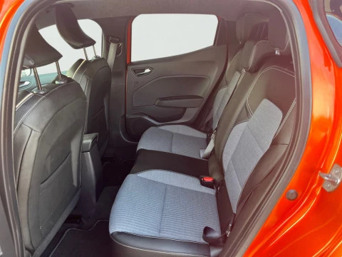 Renault Clio  E-TECH Full Hybrid Techno 105kW