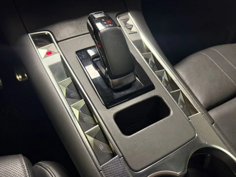 DS 7 Crossback 1.6 E-Tense 300 Louvre Auto 4WD