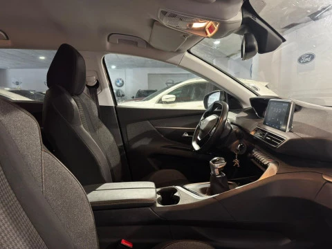 Peugeot 5008 Active PureTech 130 S&S