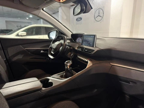 Peugeot 5008 Active PureTech 130 S&S