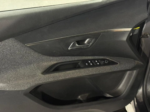 Peugeot 5008 Active PureTech 130 S&S