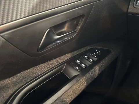 Peugeot 5008 Active PureTech 130 S&S