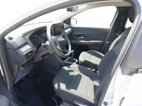 Dacia Sandero Essential TCe 67kW (90CV)